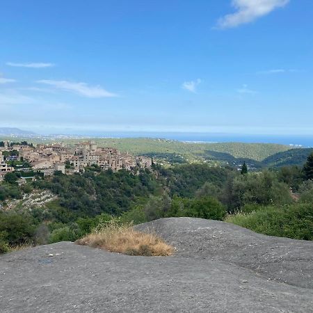 Charmant Appartement Au Coeur Du Village Tourrettes-sur-Loup Eksteriør billede