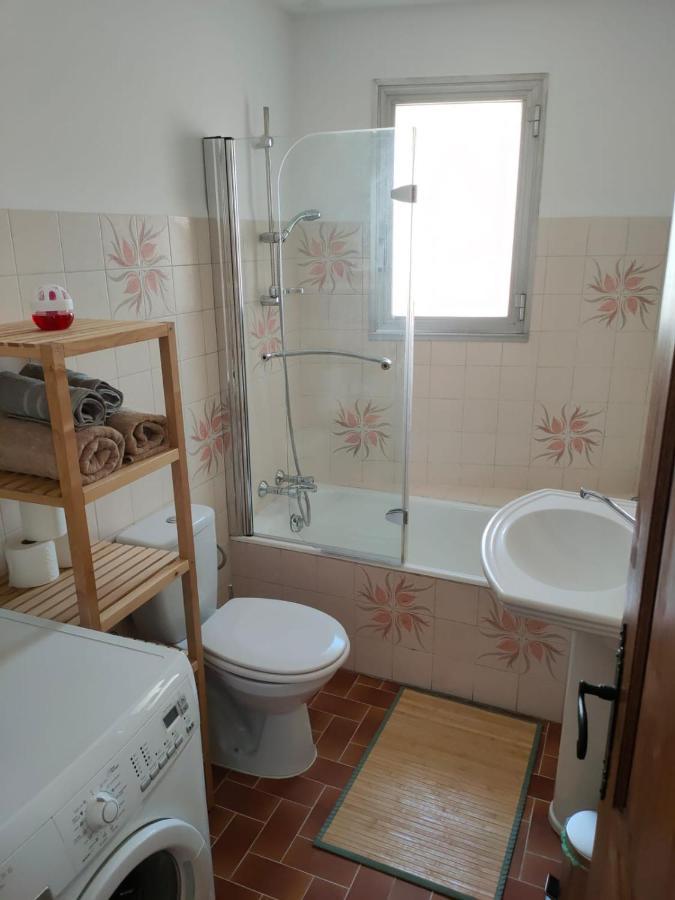 Charmant Appartement Au Coeur Du Village Tourrettes-sur-Loup Eksteriør billede