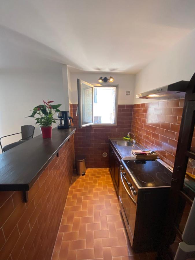 Charmant Appartement Au Coeur Du Village Tourrettes-sur-Loup Eksteriør billede