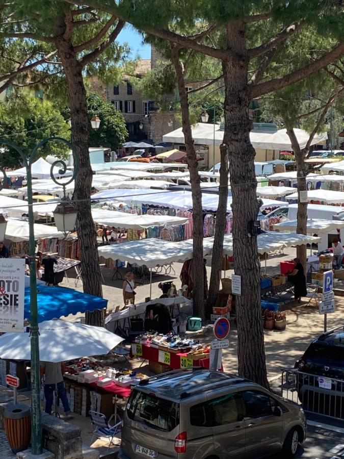 Charmant Appartement Au Coeur Du Village Tourrettes-sur-Loup Eksteriør billede