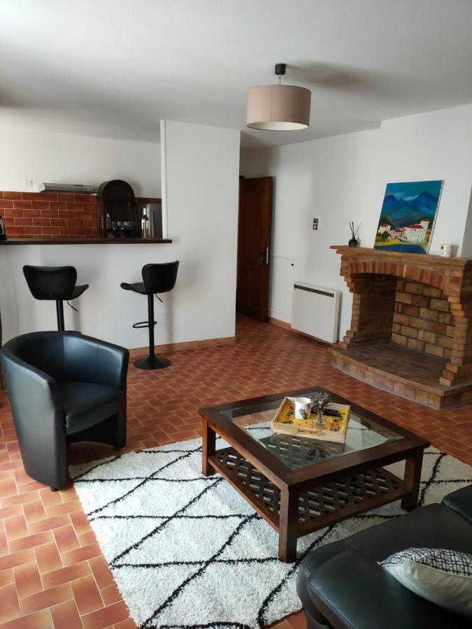 Charmant Appartement Au Coeur Du Village Tourrettes-sur-Loup Eksteriør billede